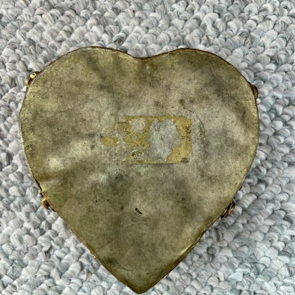 Antique Tibetan Ghau, Gau, box encrusted with glass beads depicting goddess Tara - Picture 10 of 11